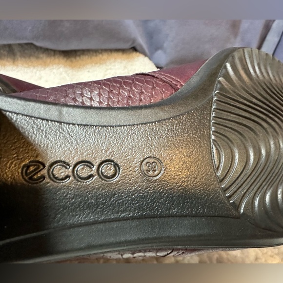 Ecco Maroon Touch 35 Ankle Boots with Snakeskin Embossed Detail size 39 - Picture 8 of 8